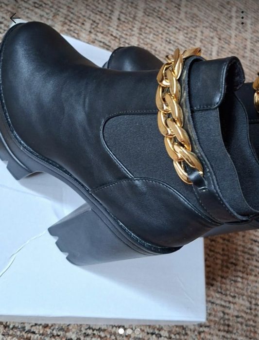 Vând ghete pentru femei !NOI!