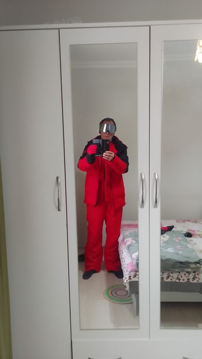 Продам горнолыжный костюм в упаковке