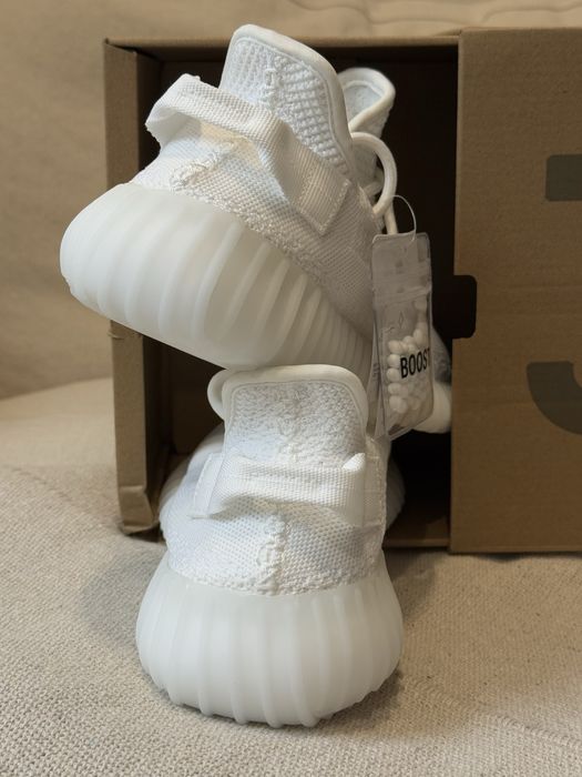 Yeezy 350 Triple White 39/40/42/44