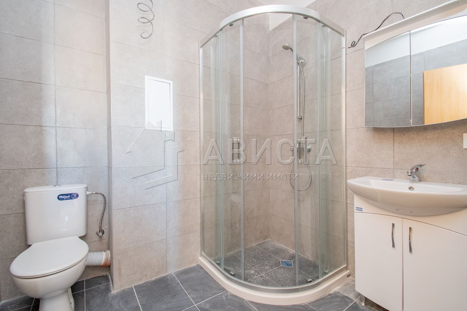 2-стаен в София-Витоша, просторен, обзаведен, нов