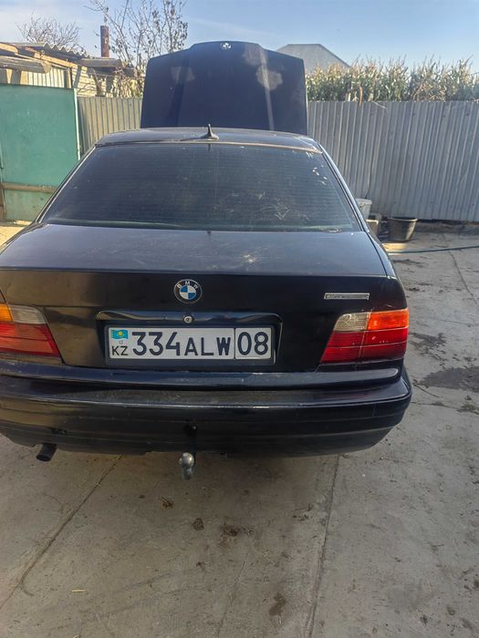 Рома BMW 36 318 1,8