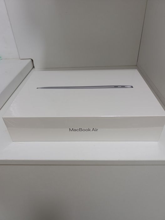 Mac book Air M1 новый, 13 дюймов