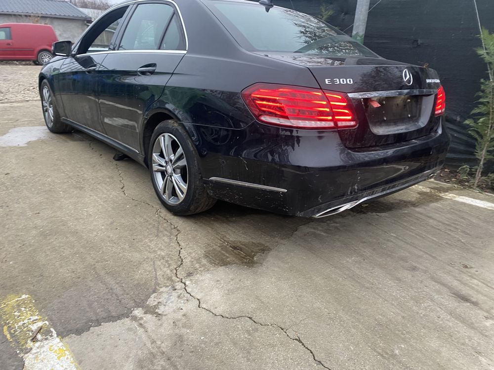 Bară față completă Mercedes W212 cu defect