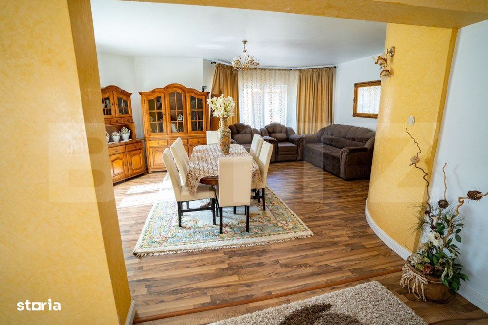 Casa de inchiriat, 3 camere, 180 mp, zona-ultracentrala