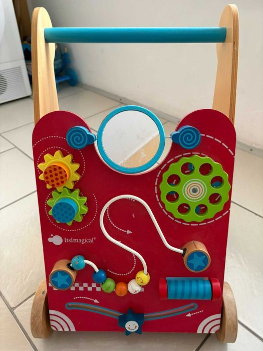 Детска дървена проходилка (walker) ItsImagical