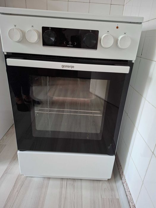 Готварска печка Gorenje GEC5C42WG