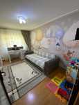 Proprietar!Vând apartament cu 3 camere in zonă centrală!