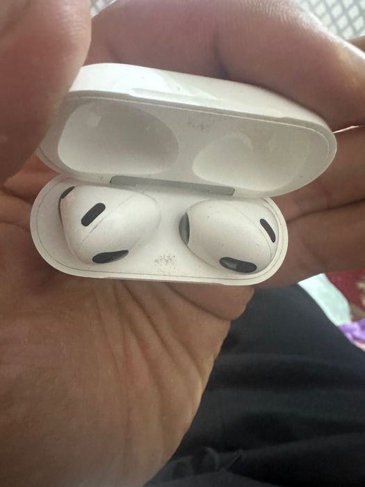 Срочно продам air pods 3 100%оригинал