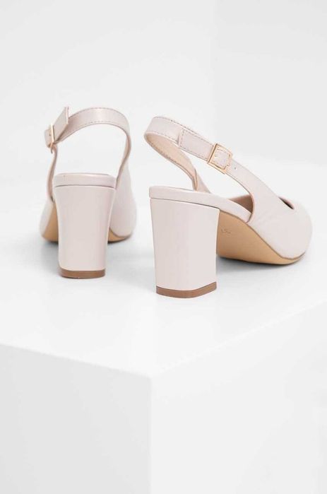 Обувки с дебел ток Answear Lab, нови, н. 38