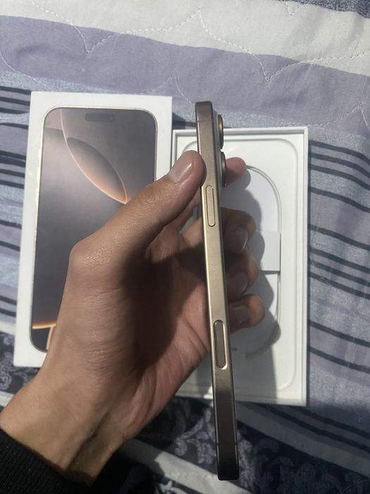 Iphone 16 pro max desert 256gb