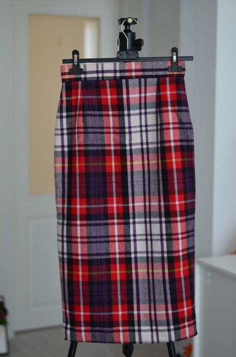 Fusta conica in carouri, sezon toamna - iarna,  marimea XS- S