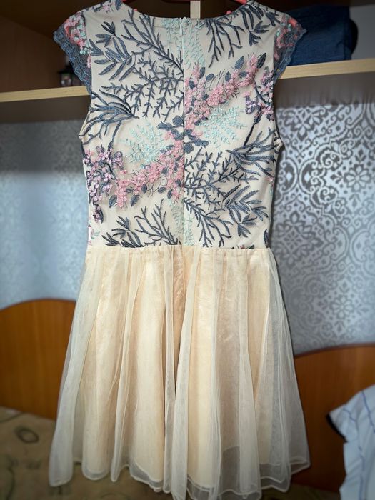 Vand rochie eleganta scurta