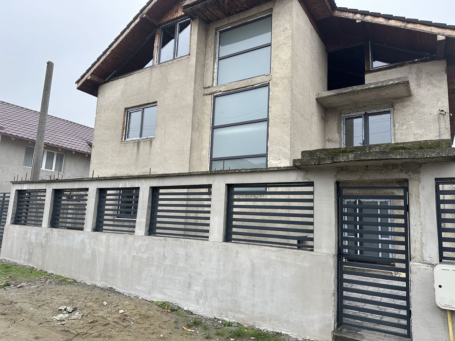 Casa Simian Str Trandafirilor S+P+1+M