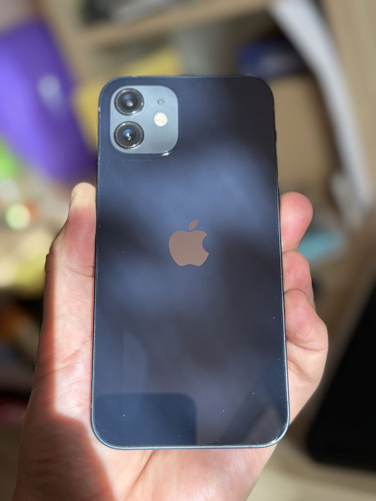 iPhone 12, 64 GB