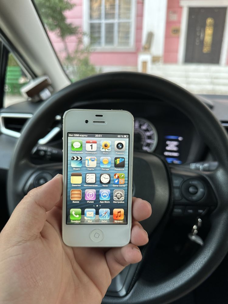 Iphone 4 сатылады