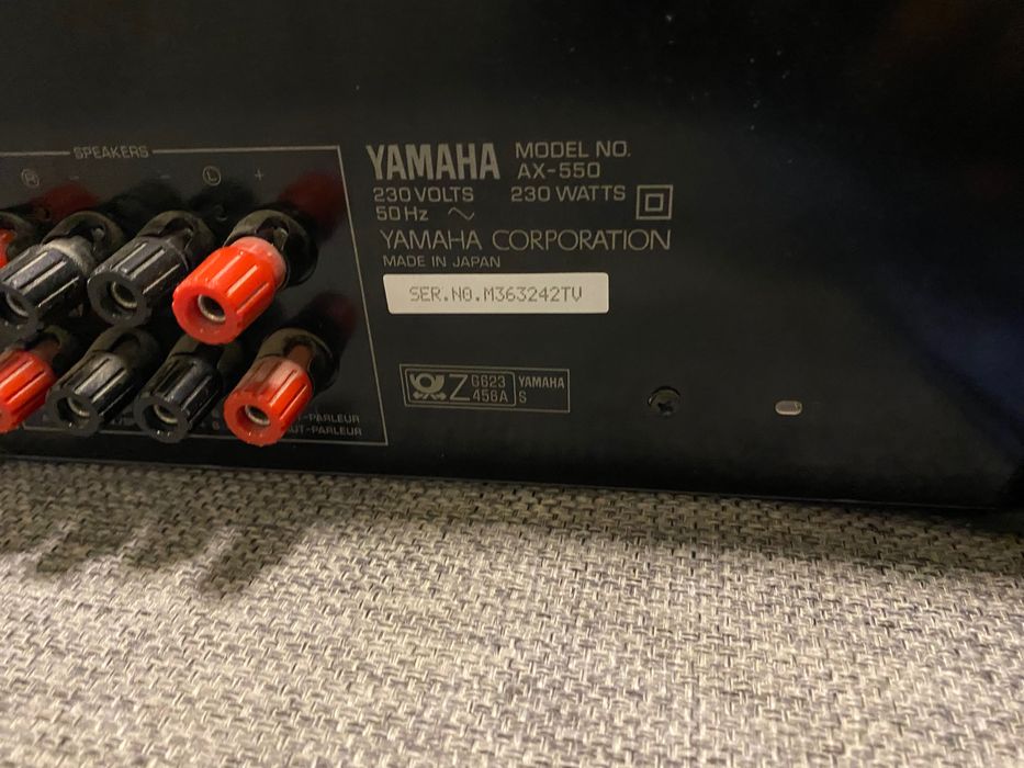 Yamaha AX 550 amplificator preamplificator stereo