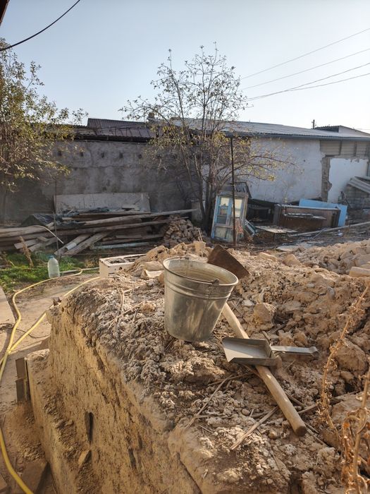 2 sotik yer sotiladi