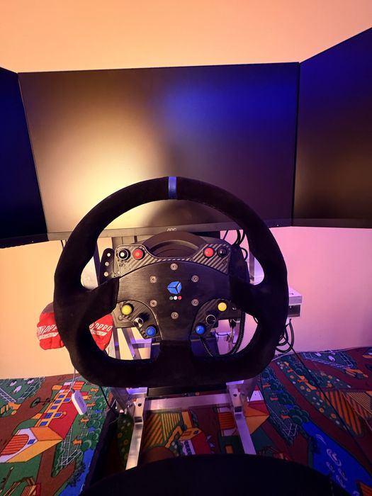 Volan thrustmaster t300 rs gt
