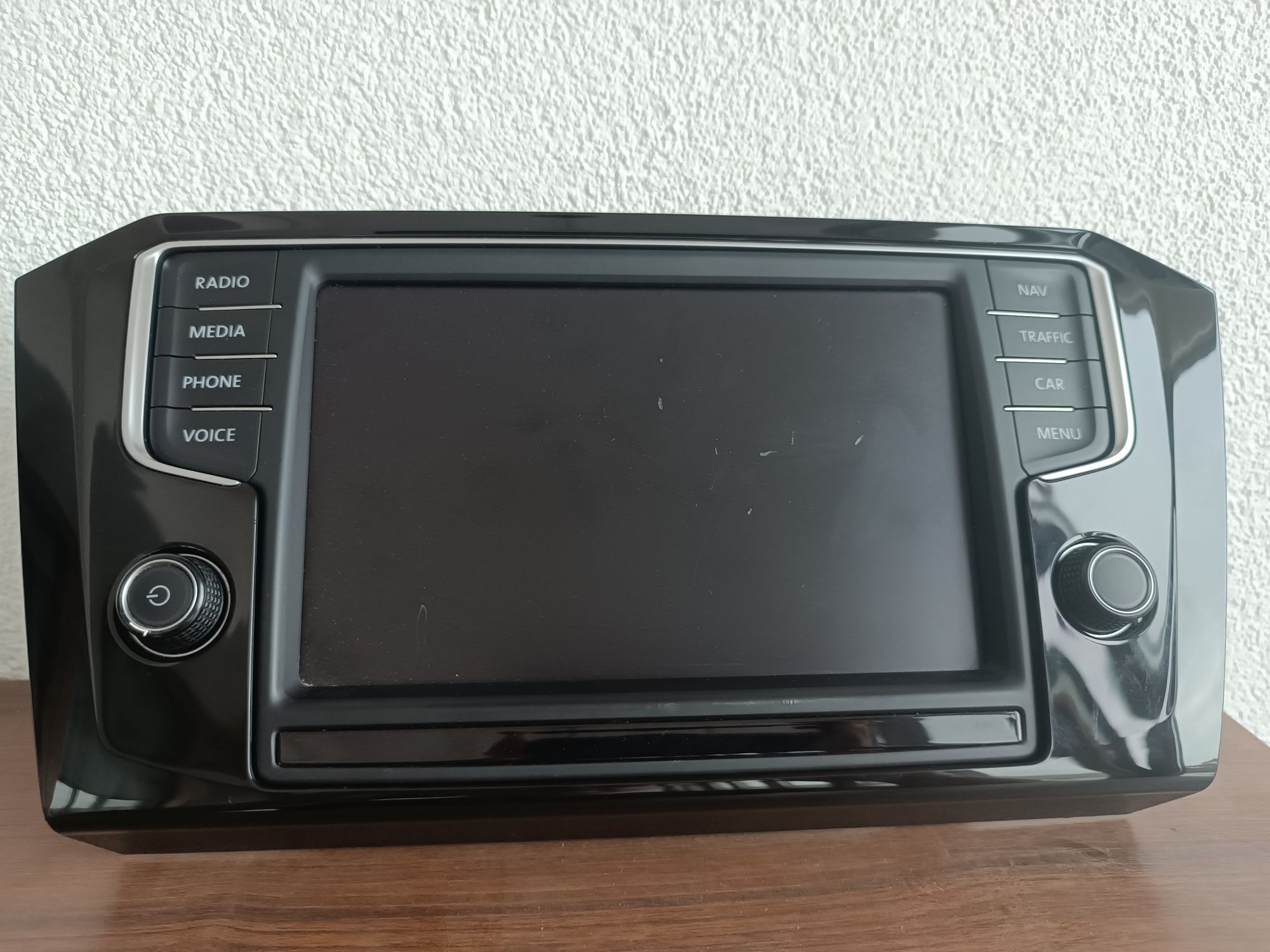 Vând display 8 inch Vw