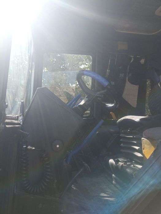 MTZ  82.1 sotiladi