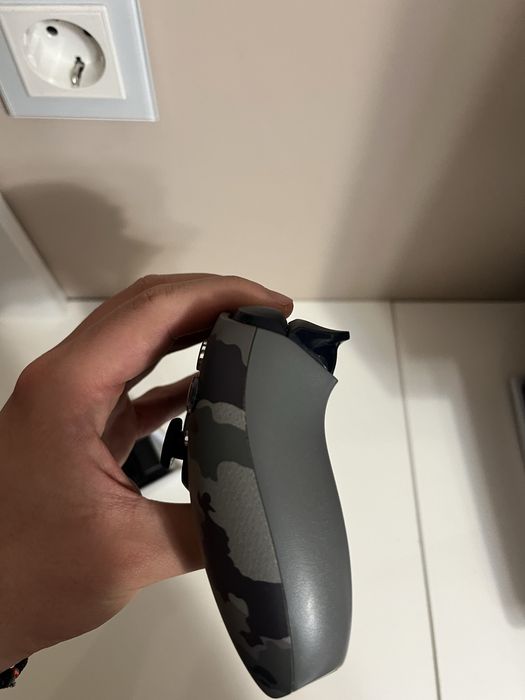 Джойстик за Plystation 5 + Докинг за джойстици