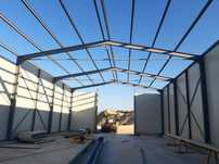 Vand hale metalice 10x20 12x25 la cererea clientului