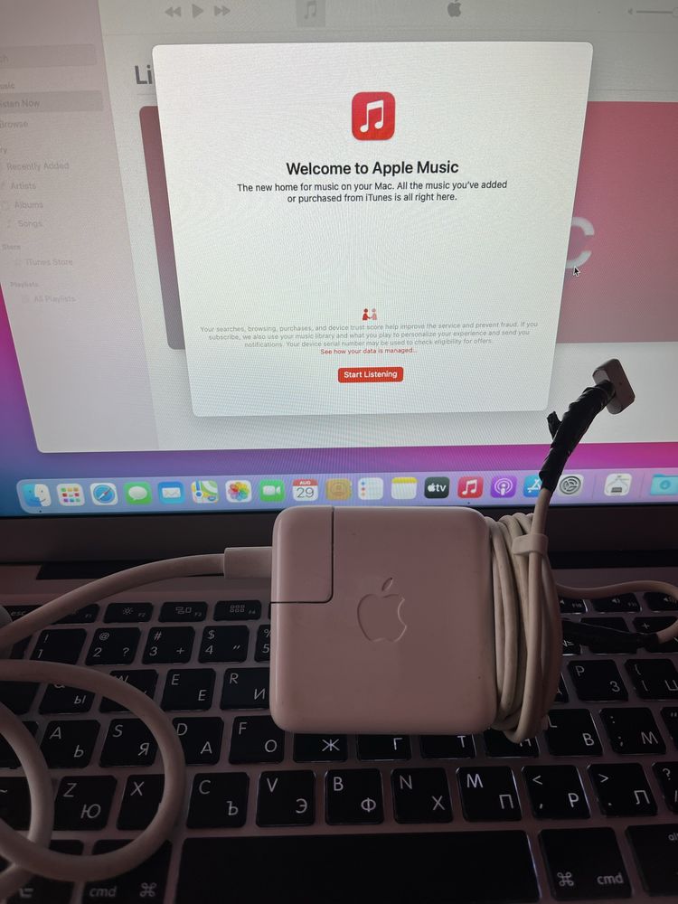 Лаптоп MacBook Air (13-inch 2014)