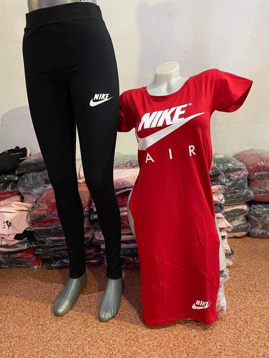 Compleu dama pe stoc