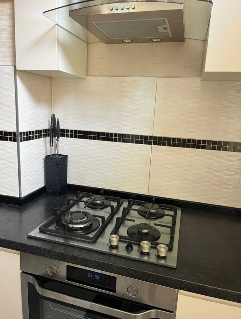 Дава се под наем Двустаен апартамент в София, Хиподрума - 65 кв.м за 425 € - Снимка #2