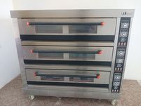 Elektriski duxovka sotiladi 1400$ kelishamiz