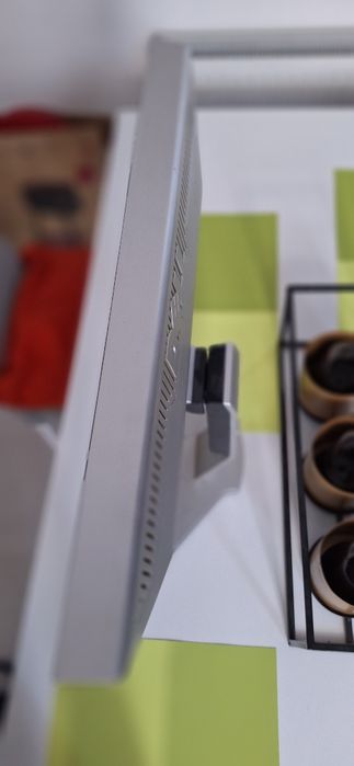Vănd Monitor Dell 75 hz