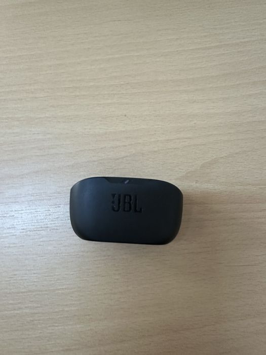 Vând căsti JBL Vibe Buds