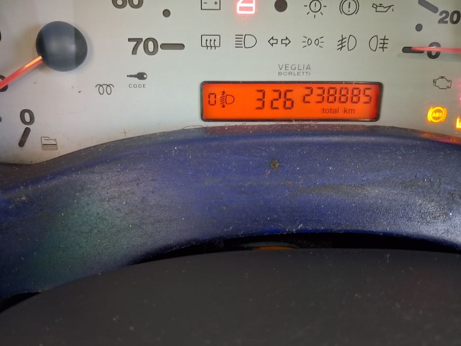 Vând fiat doblo 1.9