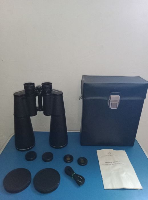 Vand Binoclu Tento 20x60 in stare impecabila.