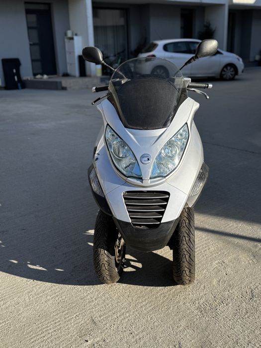 Scuter/PIAGGIO/MP3/250CC/Catergoria A