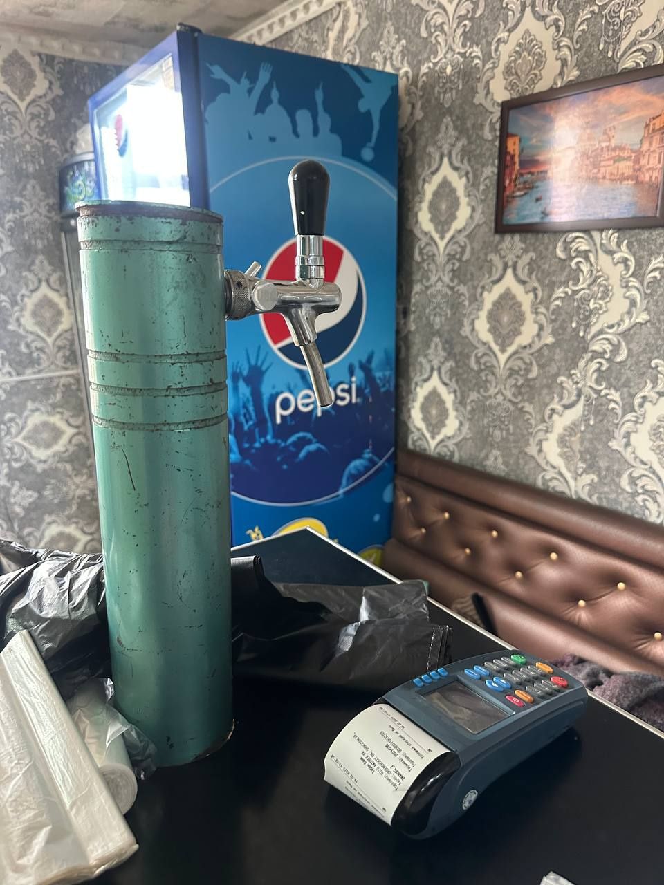 Пиво аппарат сотилади