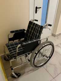 Продам инвалидную коляску, вместе с костылями