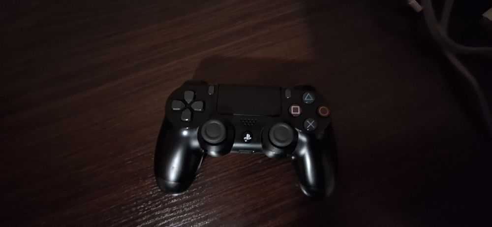 PlayStation 4 ps4 pro 1 Terabyte 1TB modabl