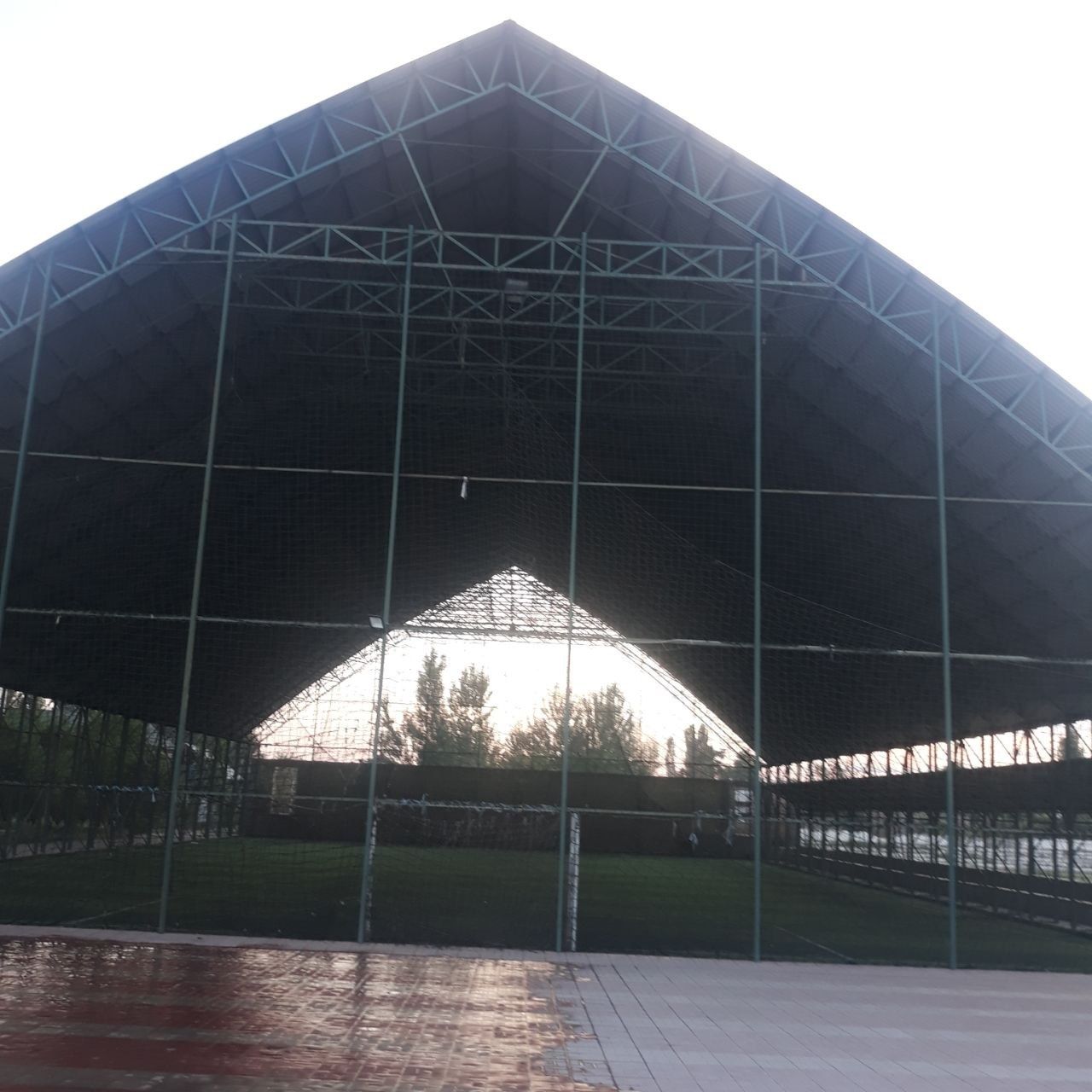 Том Навес Парник курамиз сфатли