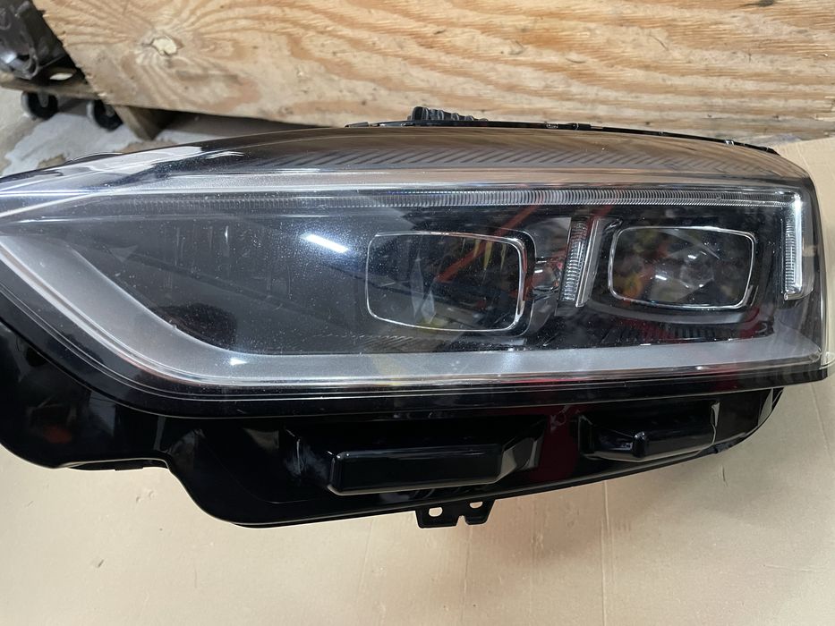 Far stanga / dreapta Full led Audi A5, S5 B9 8W6941033D si 8W6941034D
