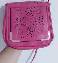 Розова чантичка