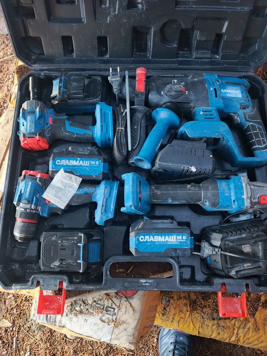 Сотилади набор инструментов болгарка Перфоратор шуруповёрт гайковёрт