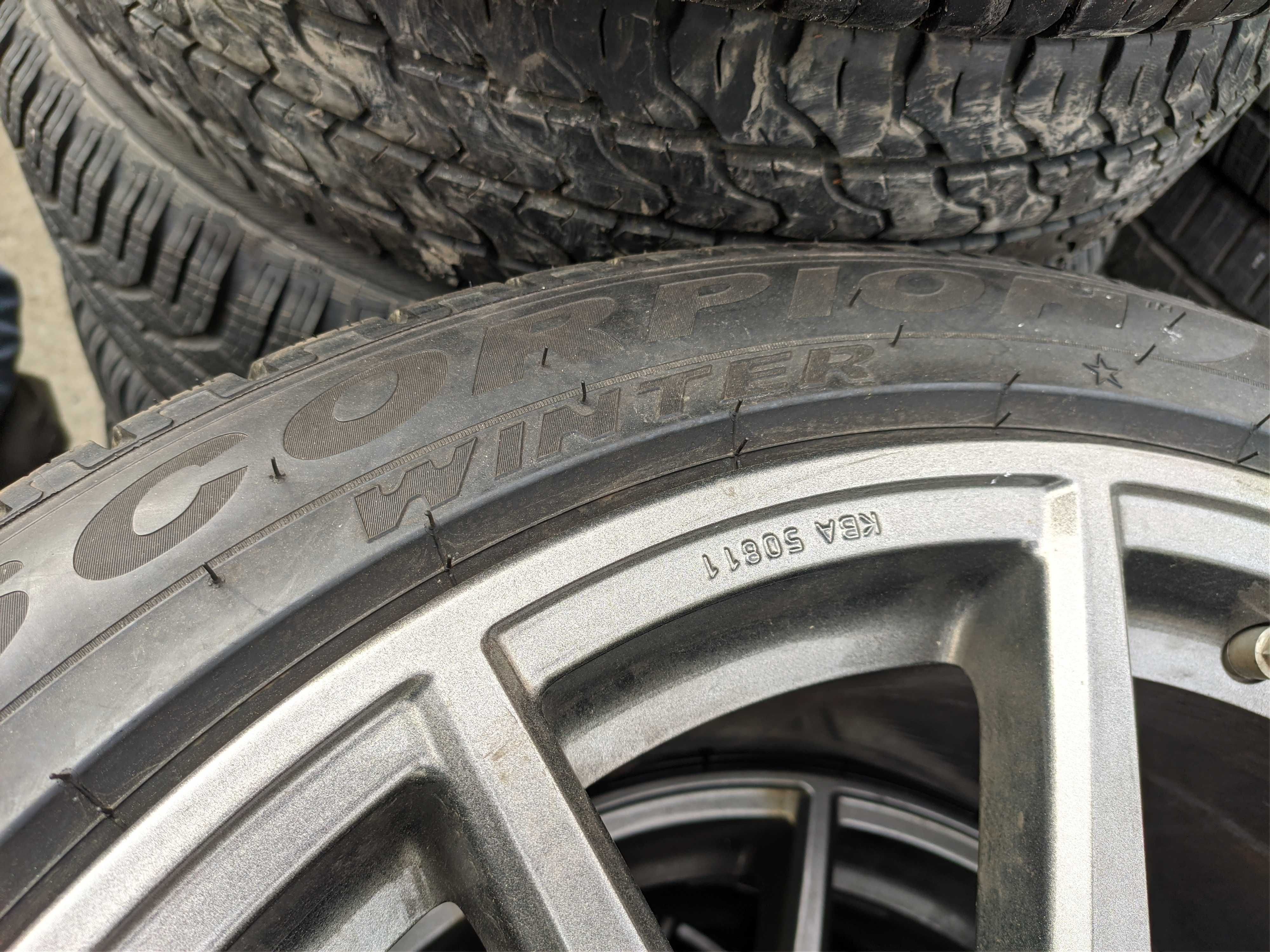 4бр Зимни гуми 255 45 20 - Pirelli
