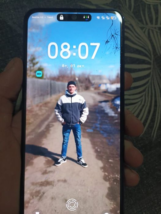 Техно 30 про поменяю на айфон с дп с моей доплатой