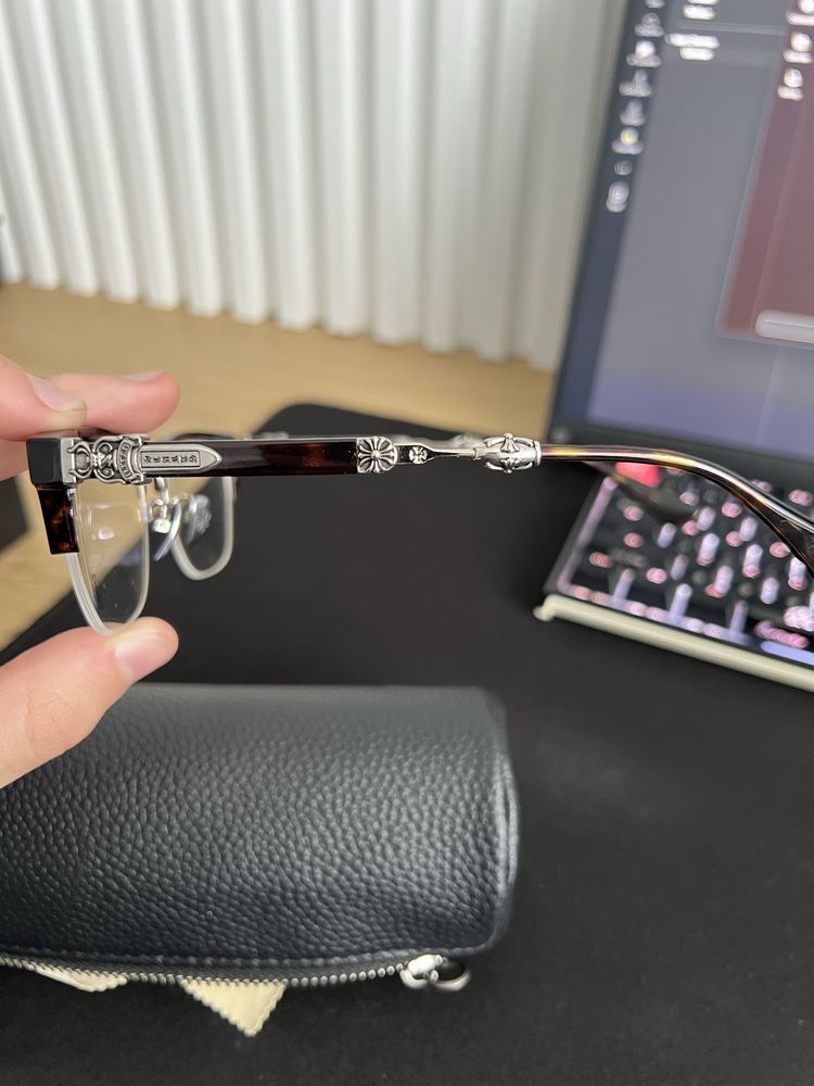Chrome Hearts очила (намалени -50%)