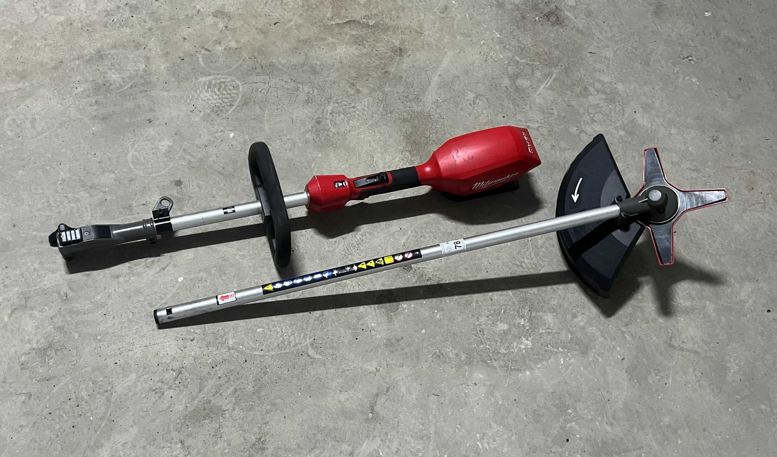 Motocoasa multifunctionala Milwaukee M18 FOPH QUIK-LOK - corp