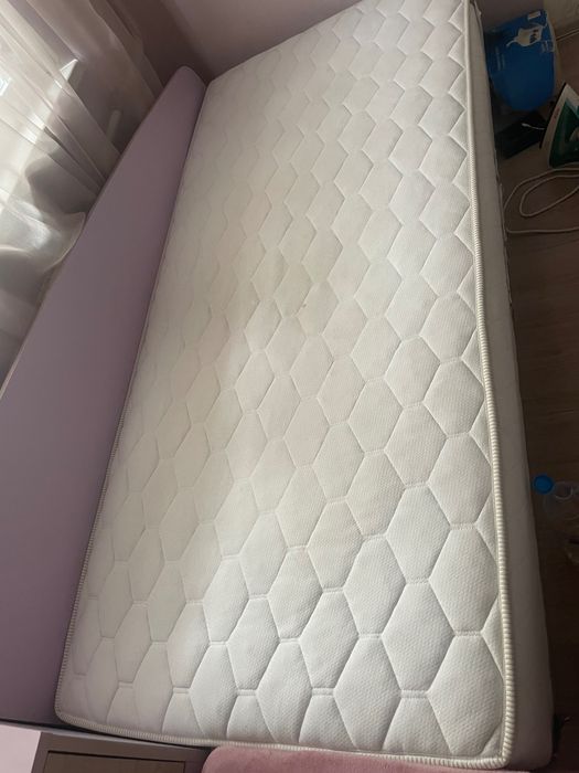 Ъглови легла /без матраци/ и бюро в цвят сонома и лилав