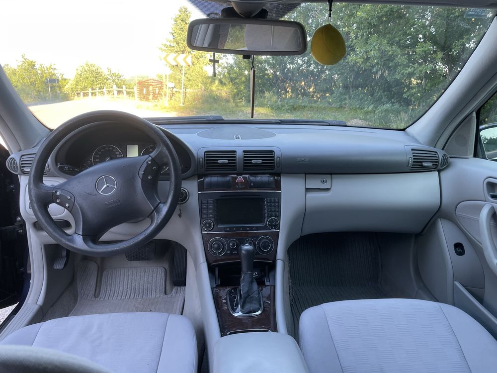 Mercedes c220 cdi.