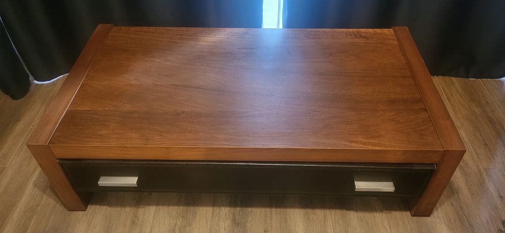 Vând măsuță de cafea