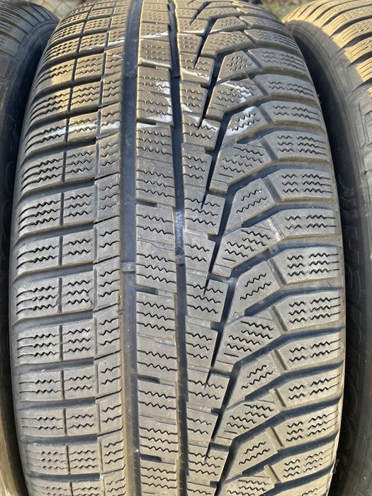 215/55/17 Ханкок Зимни